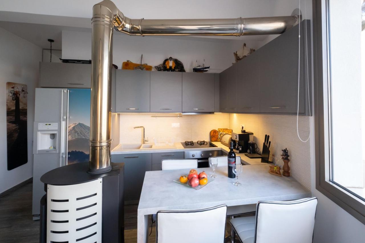 Seaside Flat With Hydromassage Apartment Mochlos Exterior photo